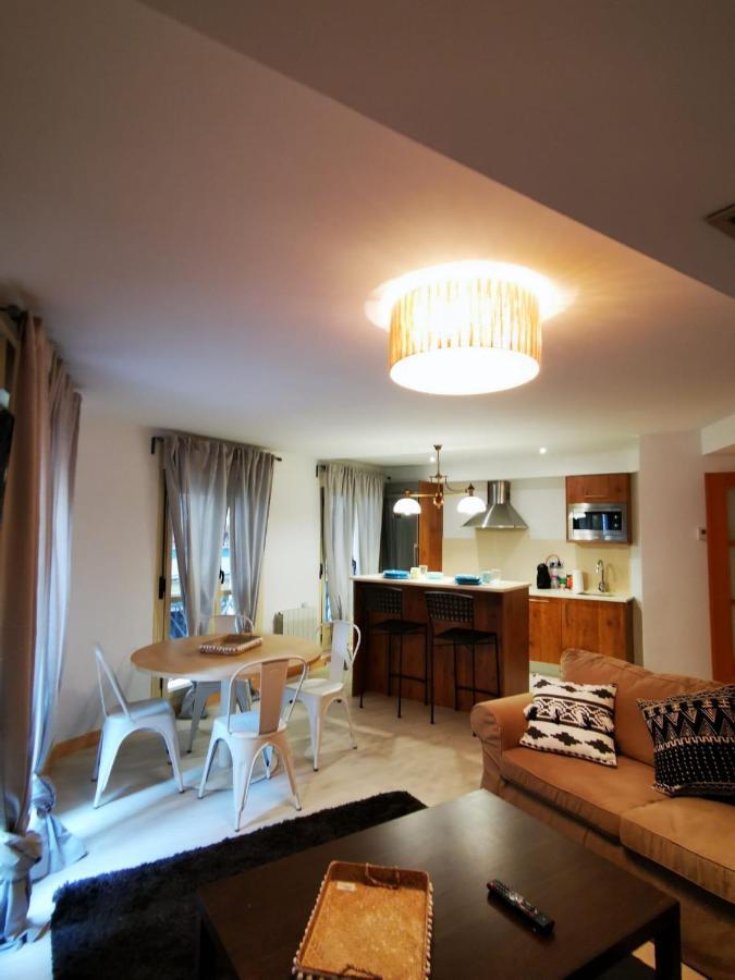 Apartmán Vtz El Balcon De Rey Alfonso III Zaragoza Exteriér fotografie